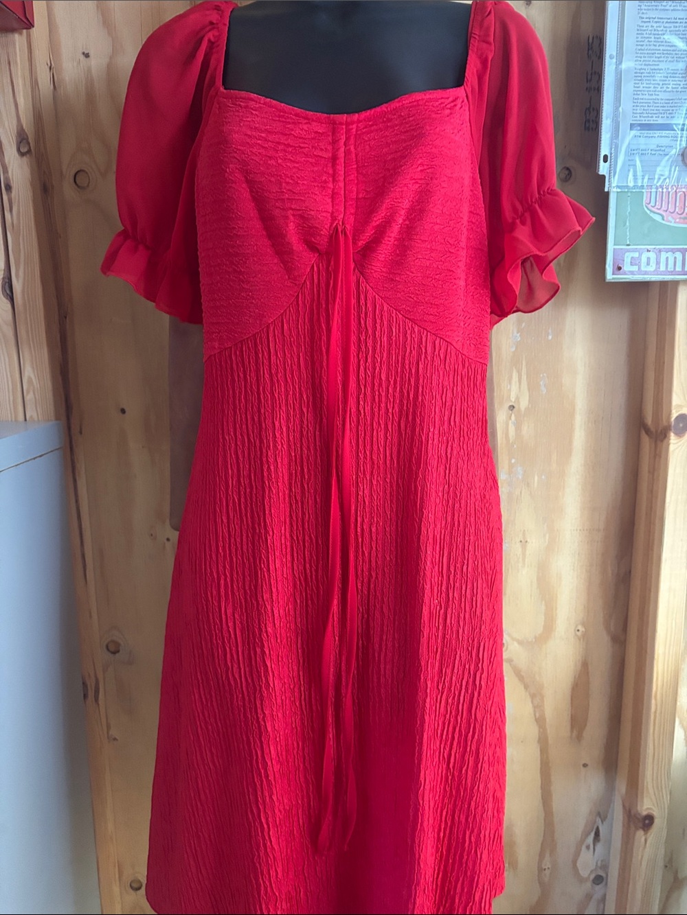 Red Puff-Sleeve Midi Dress - Brand Unspecified size M/L